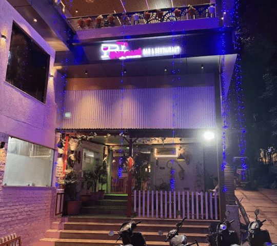 Pink Cafe Bar and Restaurant
