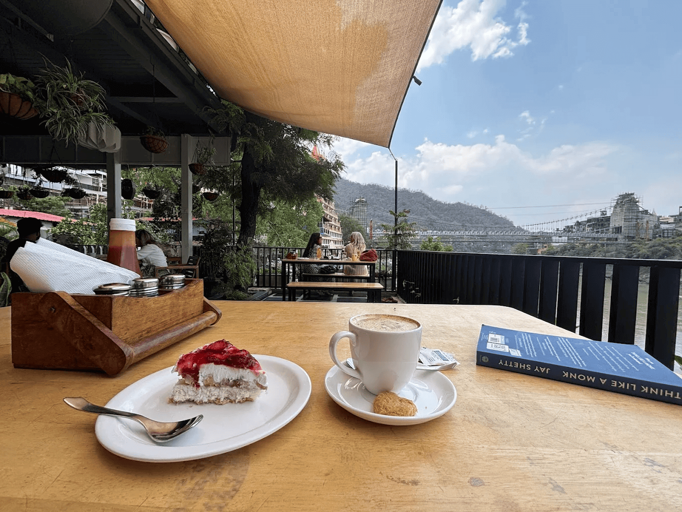 A Local’s Guide to the Best Cafes in Rishikesh