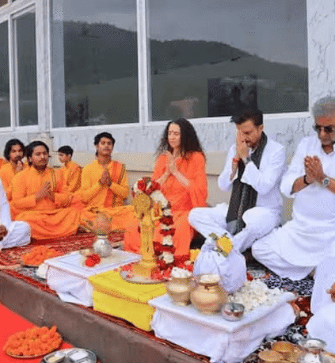 Rishikesh: The Yoga Capital, Adventure Hub, and Spiritual Sanctuary of India