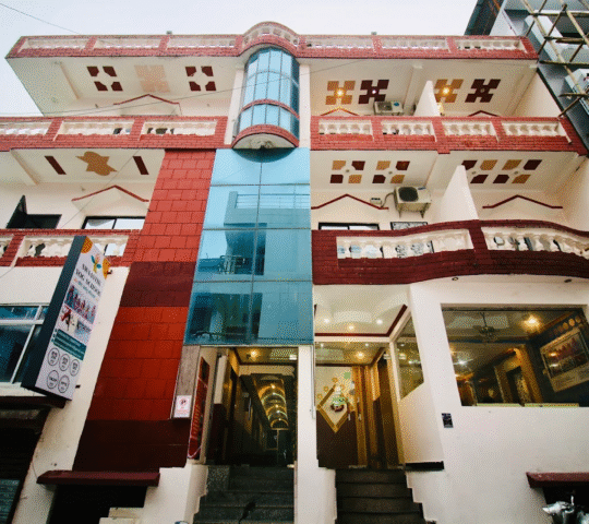 Swaastik Yog School